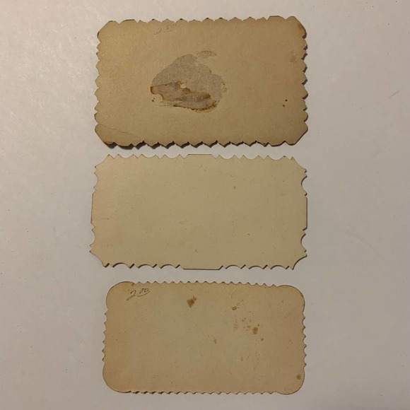Vintage Cards Embossed Design Shaped Edges Small Set of 3 - Picture 2 of 7